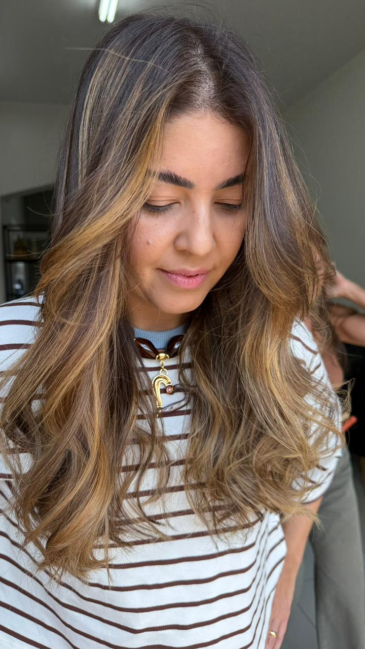 Trabalho de mechas e coloração — Studio Renata Rosa Beauty Concept, Varginha MG e São José dos Campos SP