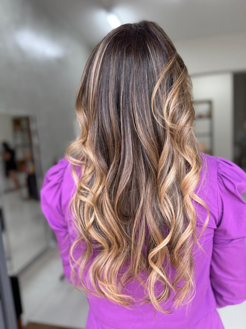 Trabalho de mechas e coloração — Studio Renata Rosa Beauty Concept, Varginha MG e São José dos Campos SP
